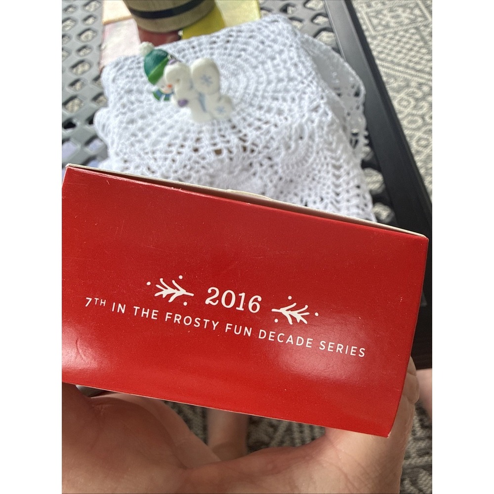 Hallmark Keepsake 2016 Frosty Fun Decade Ornament - Picture 5 of 6